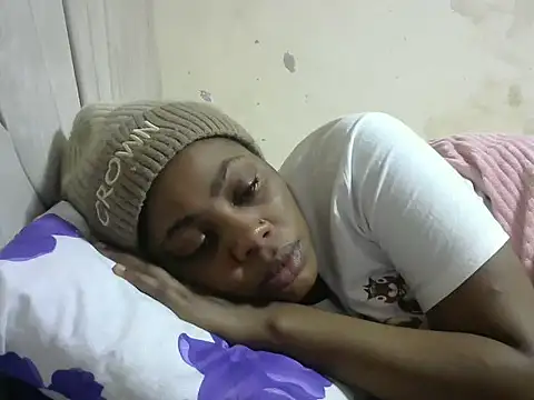 Snapshot of naughty_miami chatting on October 29, 2:27 pm naughty miami online show from October 29, 2:27 pm