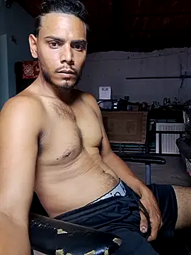 Snapshot of apolodiosgriego chatting on May 10, 7:27 pm apolodiosgriego online show from May 10, 7:27 pm