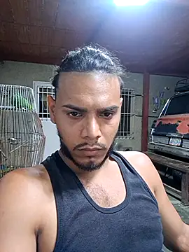 Snapshot of apolodiosgriego chatting on April 7, 10:22 pm apolodiosgriego online show from April 7, 10:22 pm