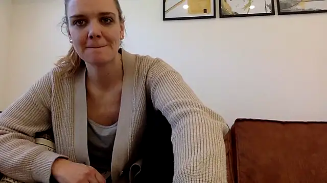 Suesse Schnitte online show from February 14, 8:52 am