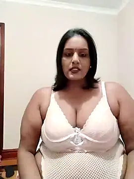 Snapshot of NWC4LYF chatting on September 21, 8:25 pm NWC4LYF online show from September 21, 8:25 pm