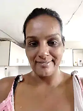 Snapshot of NWC4LYF chatting on October 20, 9:21 am NWC4LYF online show from October 20, 9:21 am