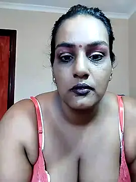 Snapshot of NWC4LYF chatting on November 1, 5:14 am NWC4LYF online show from November 1, 5:14 am