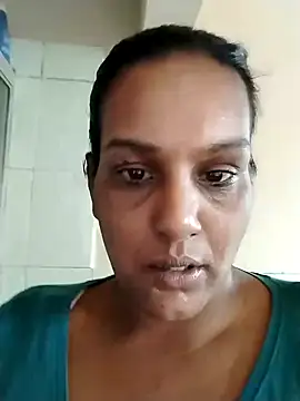 Snapshot of NWC4LYF chatting on October 4, 7:32 am NWC4LYF online show from October 4, 7:32 am