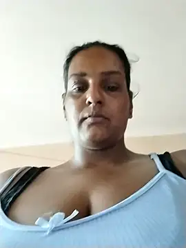 NWC4LYF online show from February 7, 4:31 am