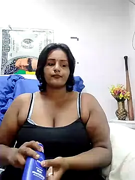 Snapshot of NWC4LYF chatting on February 23, 5:34 am NWC4LYF online show from February 23, 5:34 am