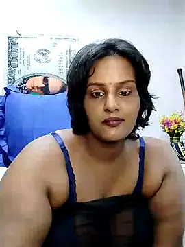 Snapshot of NWC4LYF chatting on February 7, 7:27 pm NWC4LYF online show from February 7, 7:27 pm