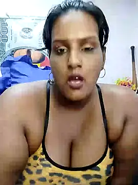 Snapshot of NWC4LYF chatting on February 16, 9:59 am NWC4LYF online show from February 16, 9:59 am