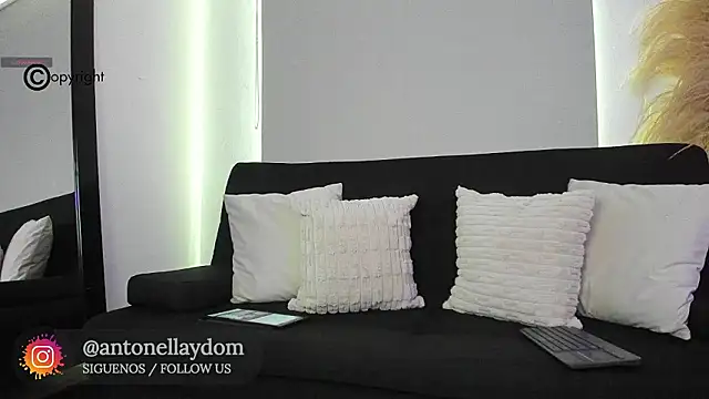 antonella dom1 online show from March 31, 9:06 pm