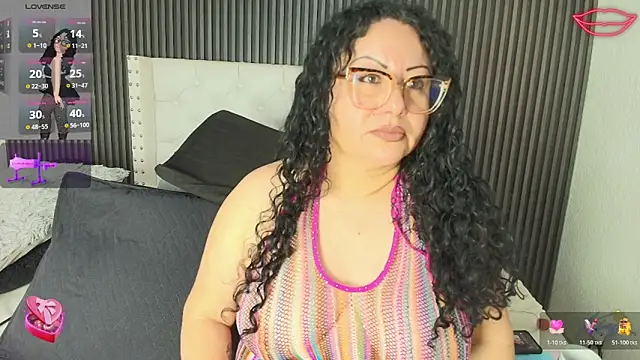 hazel milf online show from April 1, 12:28 pm