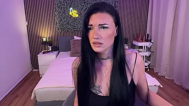 LizaRoxx online show from March 25, 9:14 pm