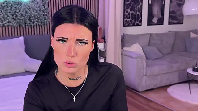 LizaRoxx online show from February 9, 9:02 pm