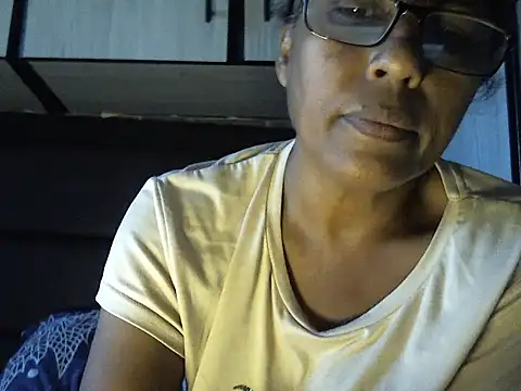 MsAttitude online show from February 19, 6:32 am