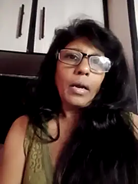 MsAttitude online show from May 9, 2:53 pm