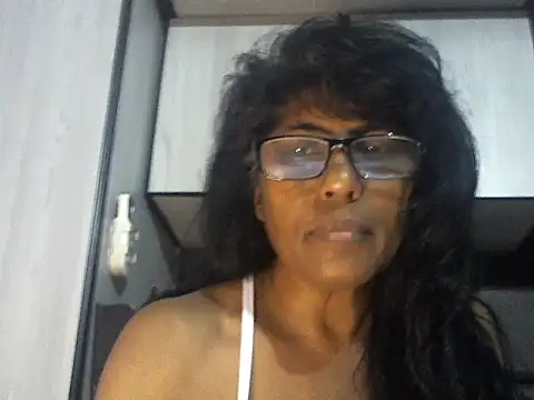 MsAttitude online show from March 4, 7:38 am