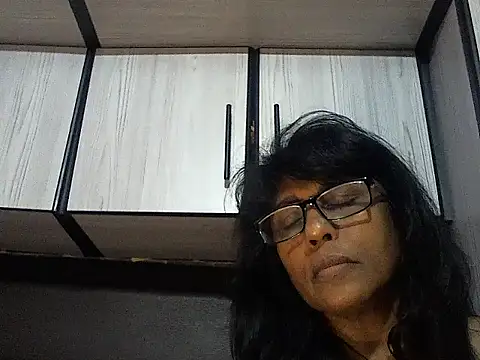 MsAttitude online show from October 10, 7:09 am