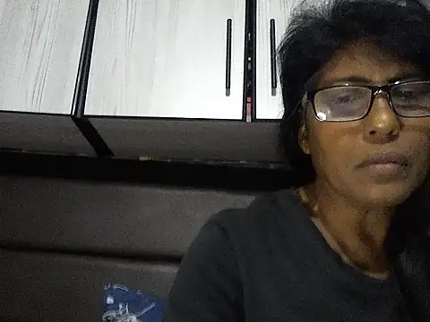 MsAttitude online show from November 1, 3:17 pm