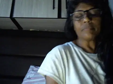 MsAttitude online show from March 8, 9:34 am