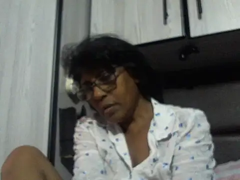 MsAttitude online show from March 31, 6:48 am