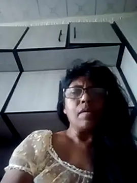 MsAttitude online show from May 5, 8:28 am