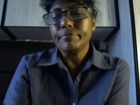 MsAttitude online show from April 18, 7:22 am