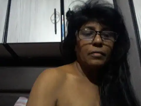 MsAttitude online show from March 25, 5:51 am