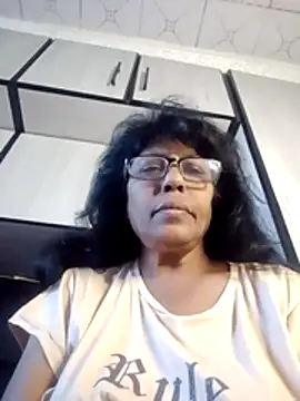 Snapshot of MsAttitude chatting on July 17, 6:32 am MsAttitude online show from July 17, 6:32 am