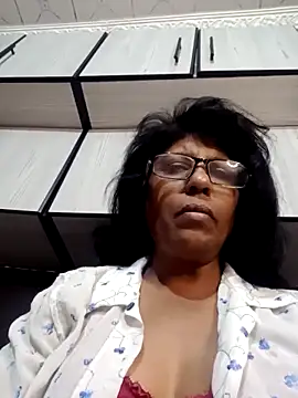 Snapshot of MsAttitude chatting on June 16, 3:23 pm MsAttitude online show from June 16, 3:23 pm