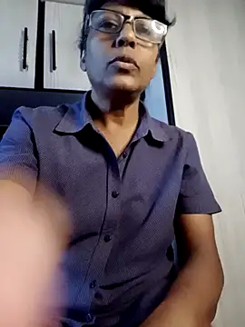 Snapshot of MsAttitude chatting on July 10, 7:30 am MsAttitude online show from July 10, 7:30 am