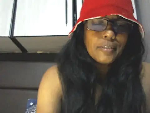 MsAttitude online show from April 28, 8:08 am