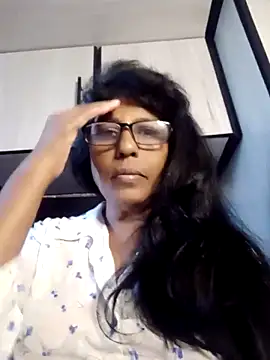 MsAttitude online show from May 13, 6:42 am