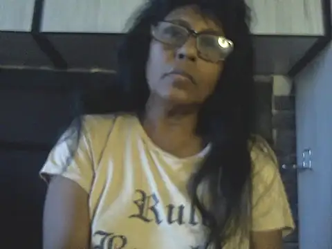 Snapshot of MsAttitude chatting on June 25, 7:46 am MsAttitude online show from June 25, 7:46 am