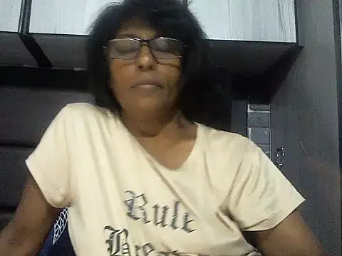 MsAttitude online show from November 2, 3:17 pm