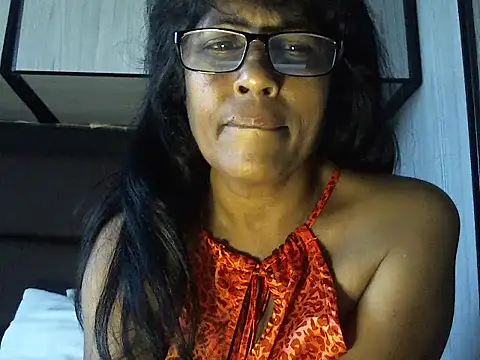 MsAttitude online show from February 18, 6:11 am