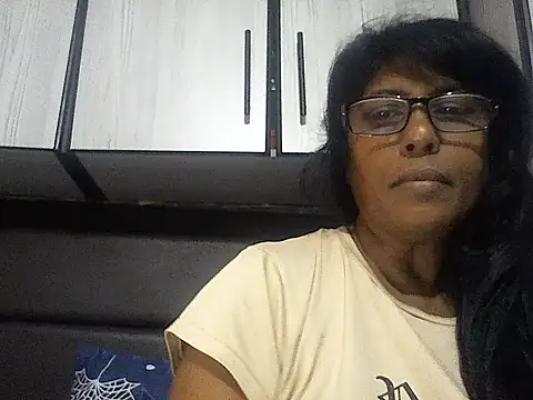 MsAttitude online show from October 13, 6:48 am