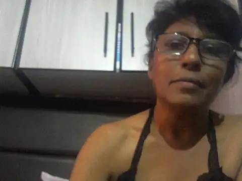 MsAttitude online show from March 27, 12:17 pm