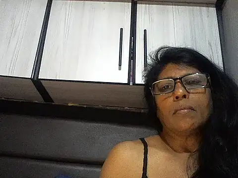 MsAttitude online show from October 6, 6:03 am