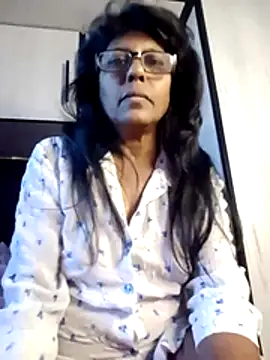 MsAttitude online show from May 18, 6:40 am
