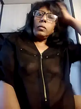 Snapshot of MsAttitude chatting on June 12, 8:23 am MsAttitude online show from June 12, 8:23 am