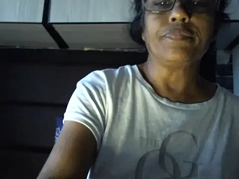 MsAttitude online show from March 10, 6:28 am