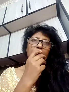 MsAttitude online show from May 30, 4:12 pm