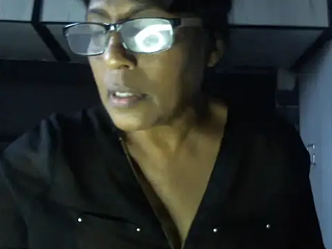 MsAttitude online show from April 5, 9:16 am