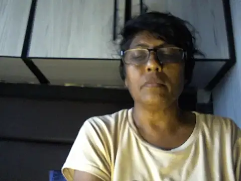 MsAttitude online show from April 4, 8:54 am