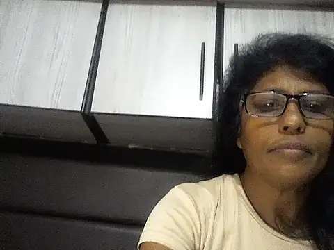 MsAttitude online show from September 25, 7:03 am