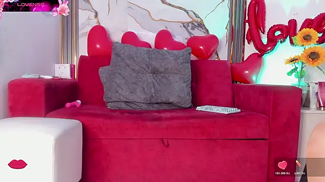 LoverLauren2 online show from February 16, 3:16 am