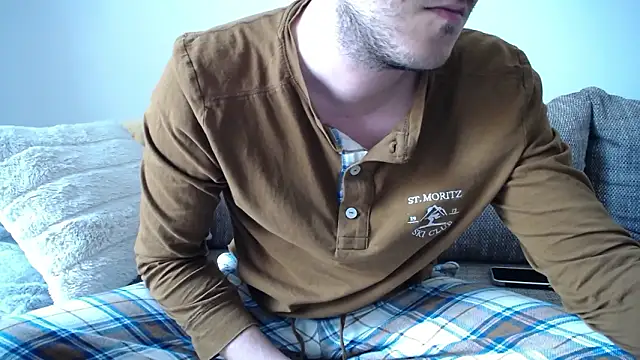 SQUIRRRTER online show from March 26, 12:03 pm