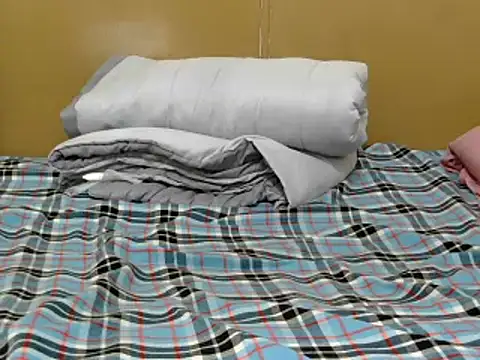 divineass 1 online show from February 21, 8:05 am