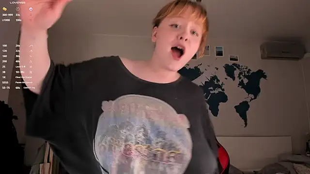 LisaLaas online show from December 3, 10:23 pm