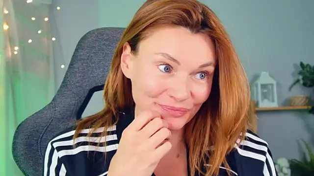 MistyBarnes online show from February 23, 1:12 pm