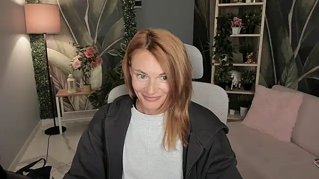 MistyBarnes online show from September 14, 2:39 pm